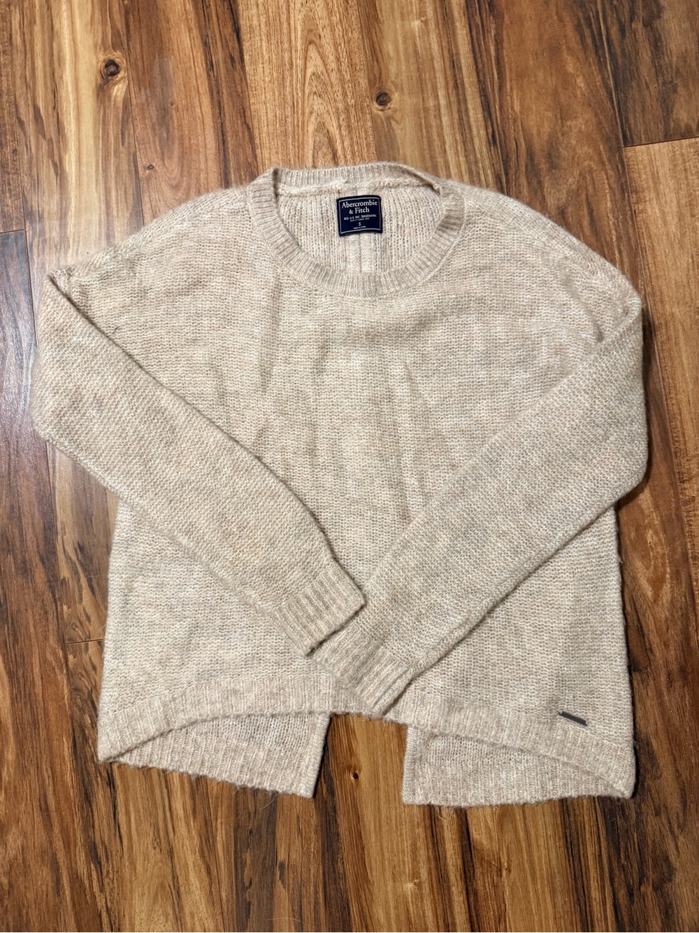 Abercrombie & Fitch Women’s Crewneck Sweater in Beige size small